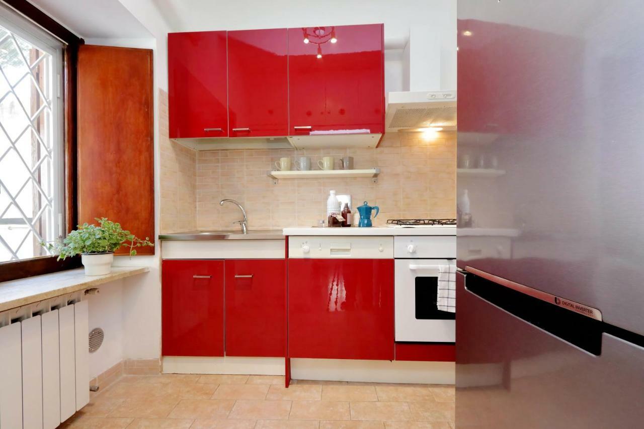St Peter Mediatrice Apartment Рим Экстерьер фото