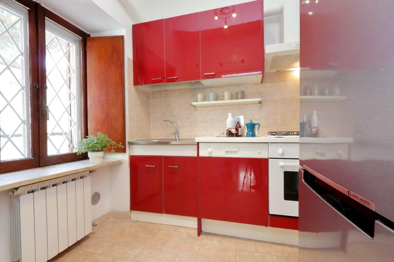 St Peter Mediatrice Apartment Рим Экстерьер фото